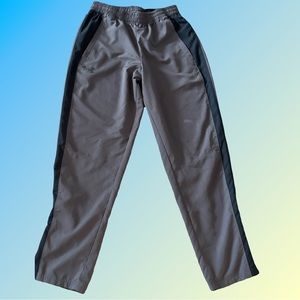 NWOT Under Armour Loose Fit HeatGear Track Pants